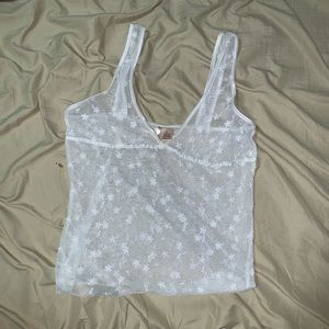 white lace tank top